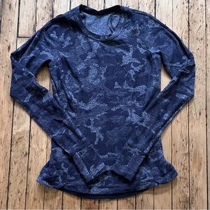 Lululemon Runderful Long Sleeve in Incognito Camo HTR Black size 6